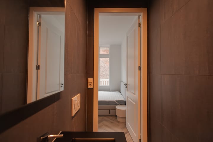 Photo 25 of Elisabeth Wolffstraat 59-3