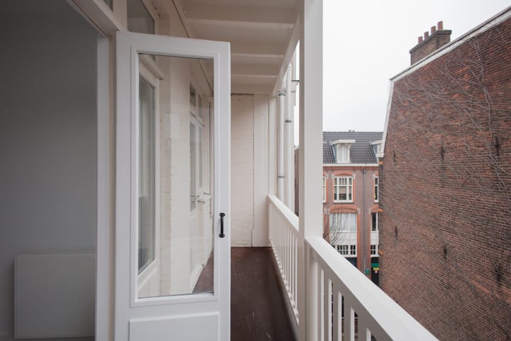 Photo 33 of Elisabeth Wolffstraat 59-3
