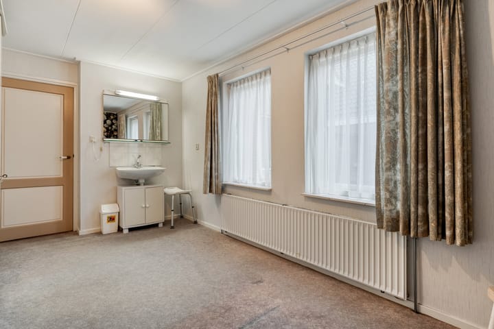 Foto 24 van Burg.Backxlaan 277