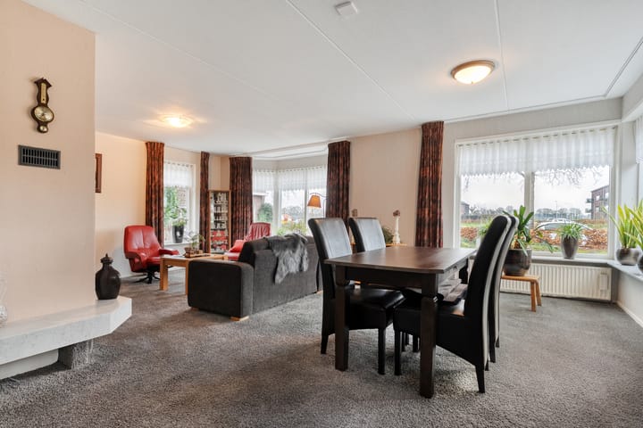 Foto 31 van Burg.Backxlaan 277