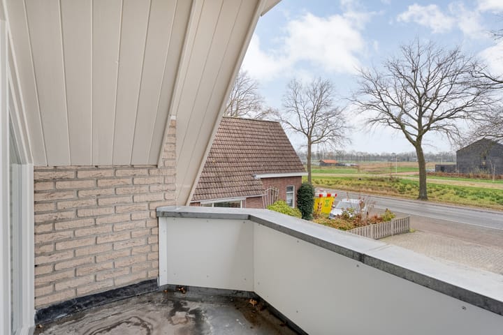 Foto 55 van Burg.Backxlaan 277