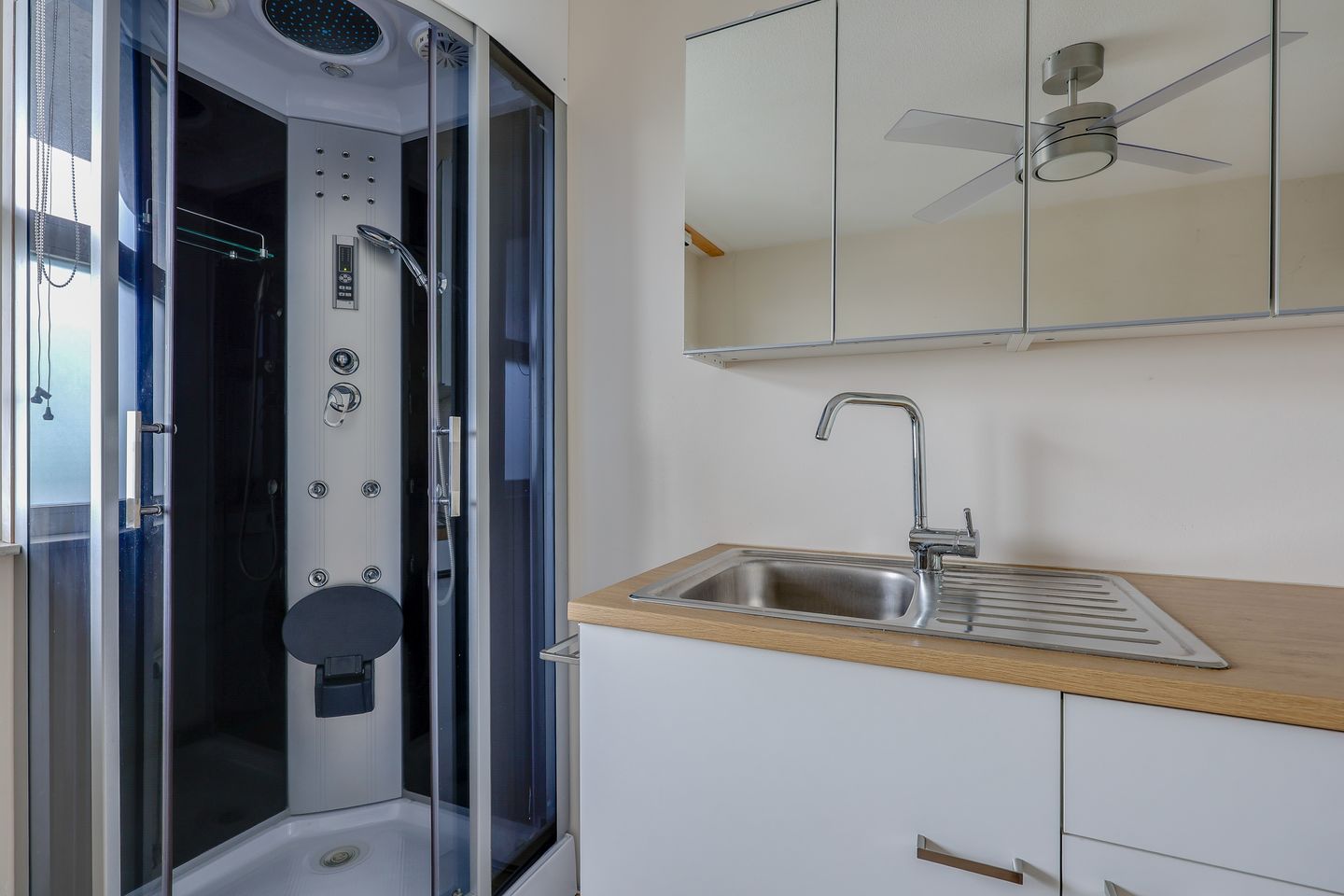 Foto 34 van Schoutstraat 76