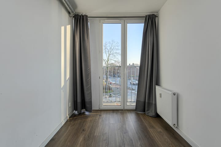 Photo 3 of Dr. Ariënsplein 27-B1