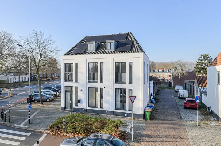 Photo 5 of Dr. Ariënsplein 27-B1