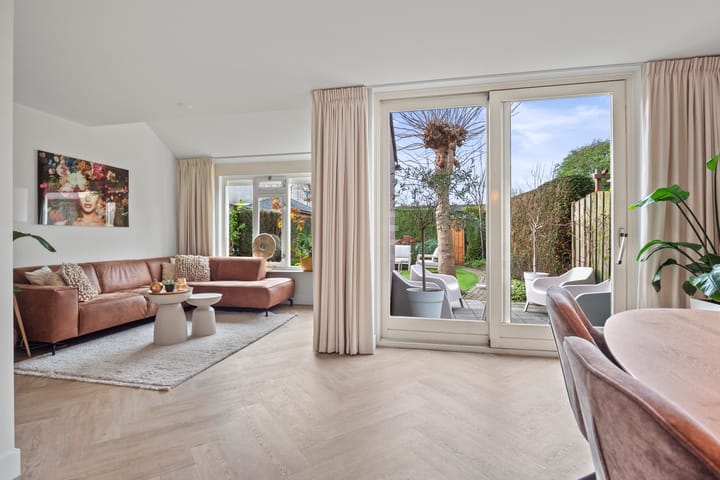 Photo 8 of Walstrostraat 17