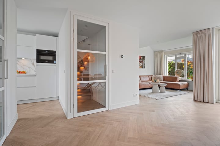 Photo 12 of Walstrostraat 17