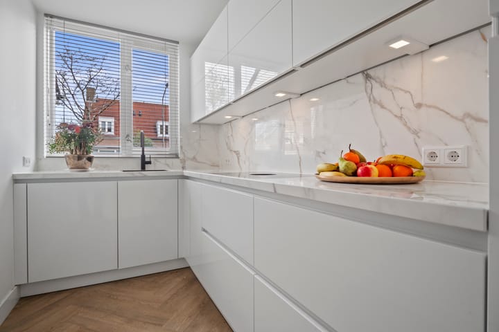 Photo 13 of Walstrostraat 17