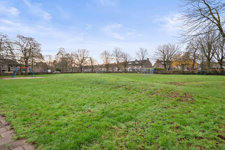 Photo 39 of Walstrostraat 17