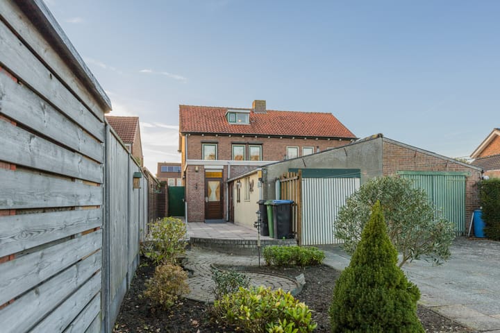 Foto 5 van Laurent Rampartstraat 15