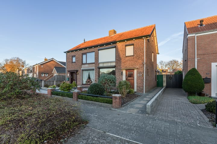 Foto 10 van Laurent Rampartstraat 15