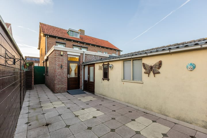 Foto 71 van Laurent Rampartstraat 15