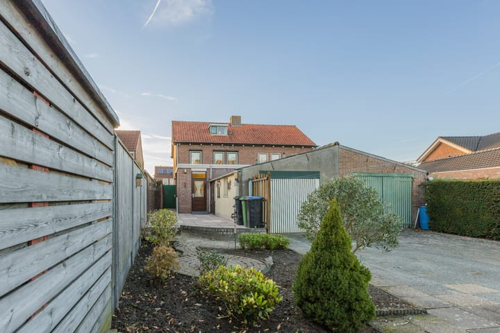 Foto 73 van Laurent Rampartstraat 15