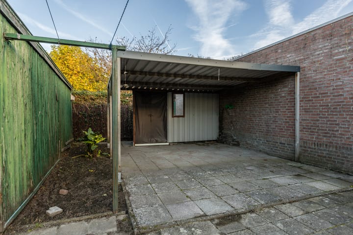 Foto 76 van Laurent Rampartstraat 15