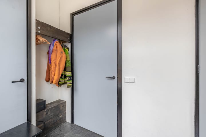 Photo 6 of F.W. Reitzstraat 2