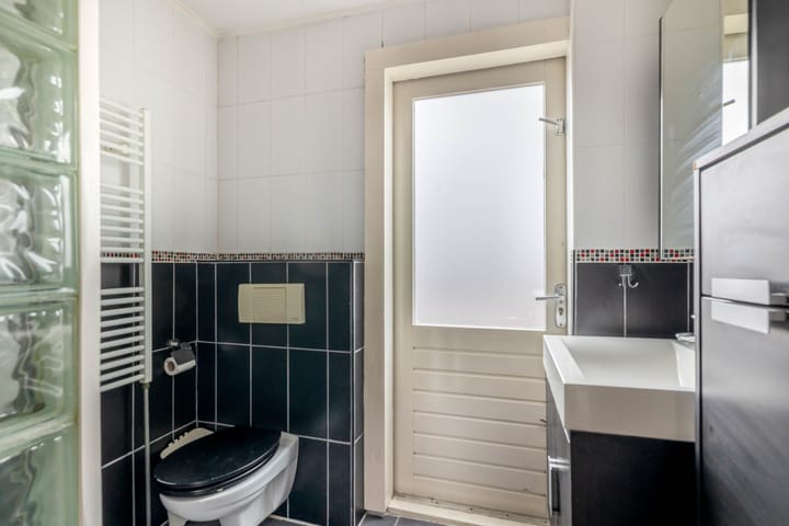 Photo 26 of F.W. Reitzstraat 2