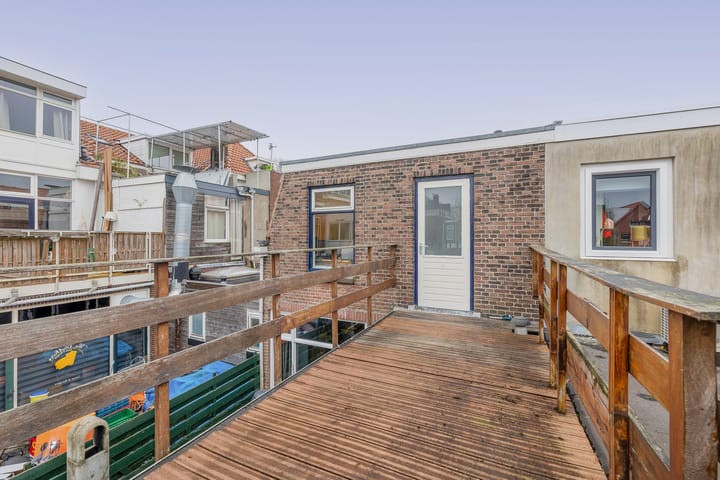 Photo 29 of F.W. Reitzstraat 2