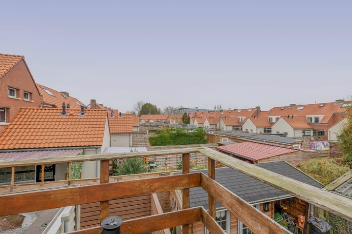 Photo 28 of F.W. Reitzstraat 2