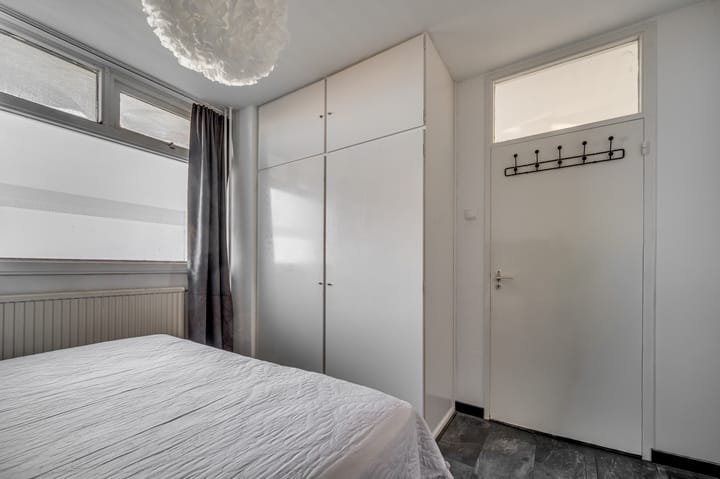 Photo 9 of Jan Vermeerstraat 455