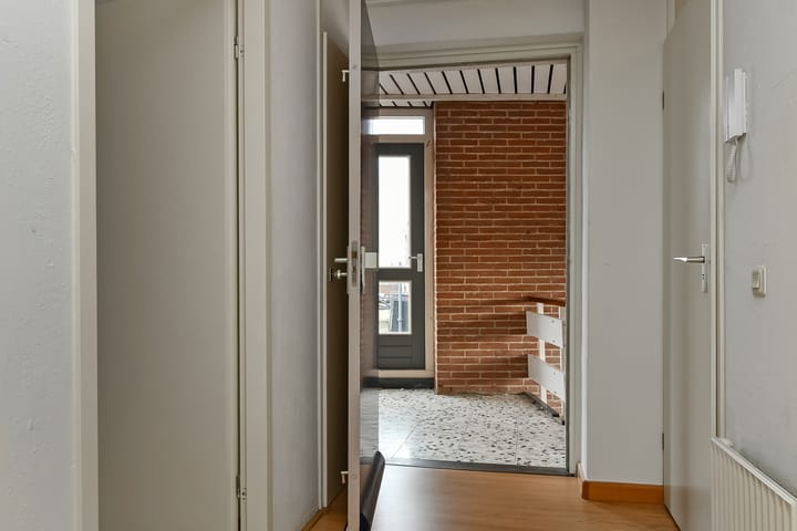 Foto 8 van Rijksweg-Noord 1-3EV