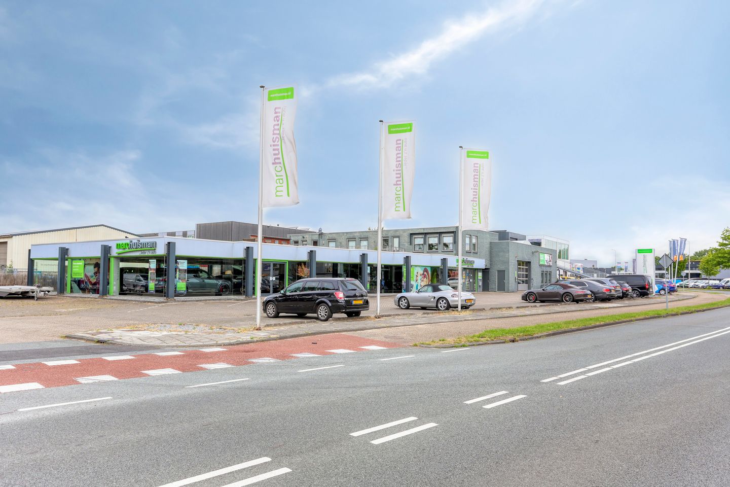 Bekijk foto 1 van A. van Leeuwenhoekweg 1-5