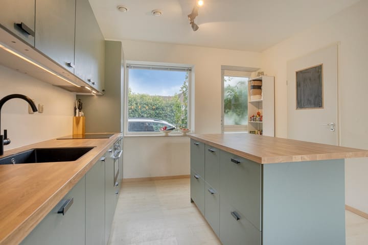 Foto 10 van van Eyckstraat 10-A