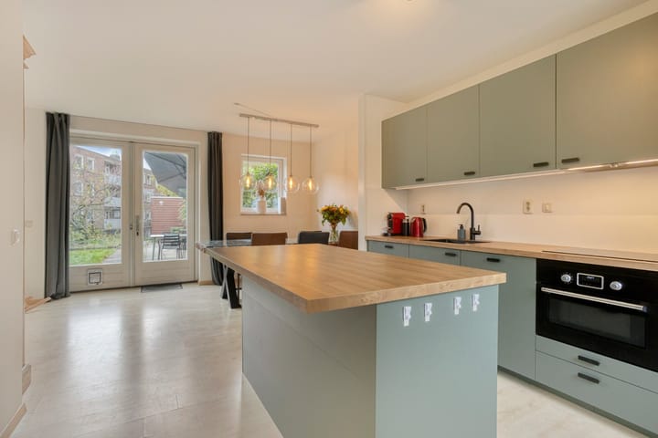 Foto 11 van van Eyckstraat 10-A