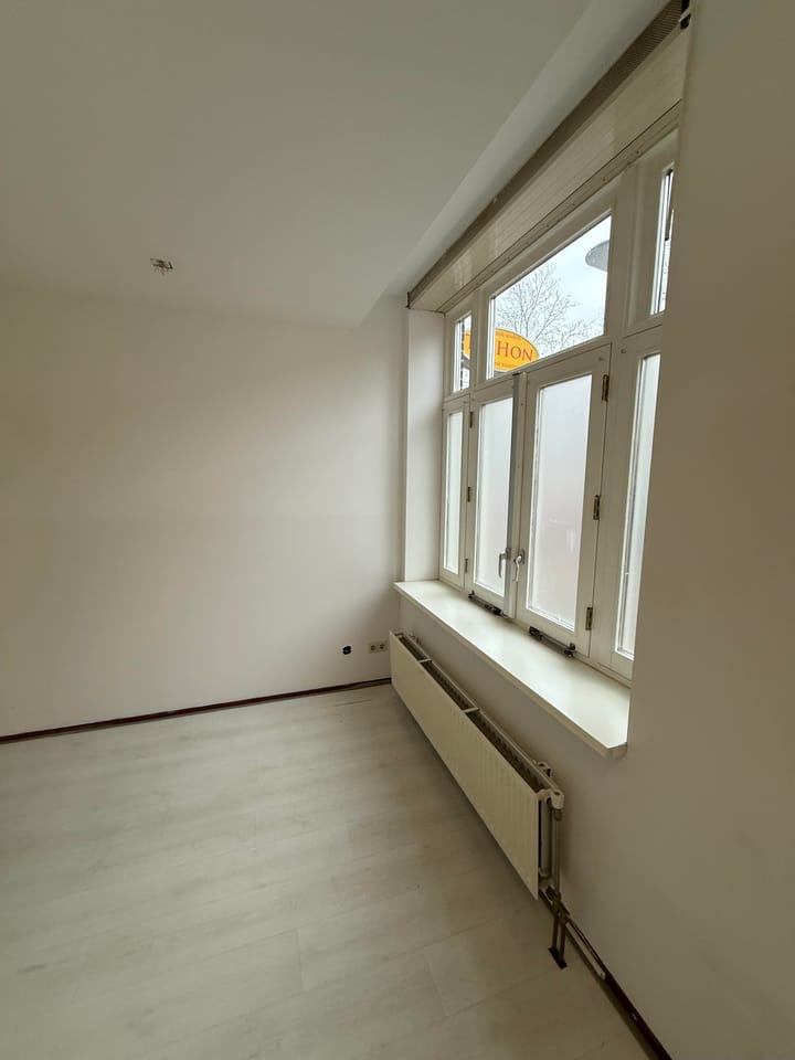 Photo 13 of Strevelsweg 57-A