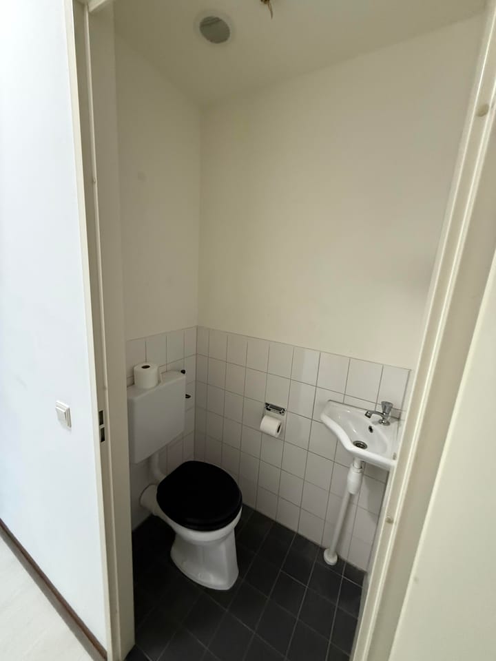 Photo 14 of Strevelsweg 57-A