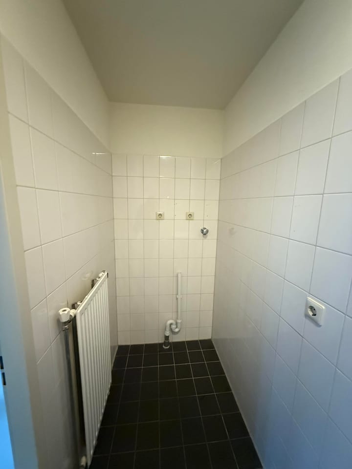 Photo 28 of Strevelsweg 57-A