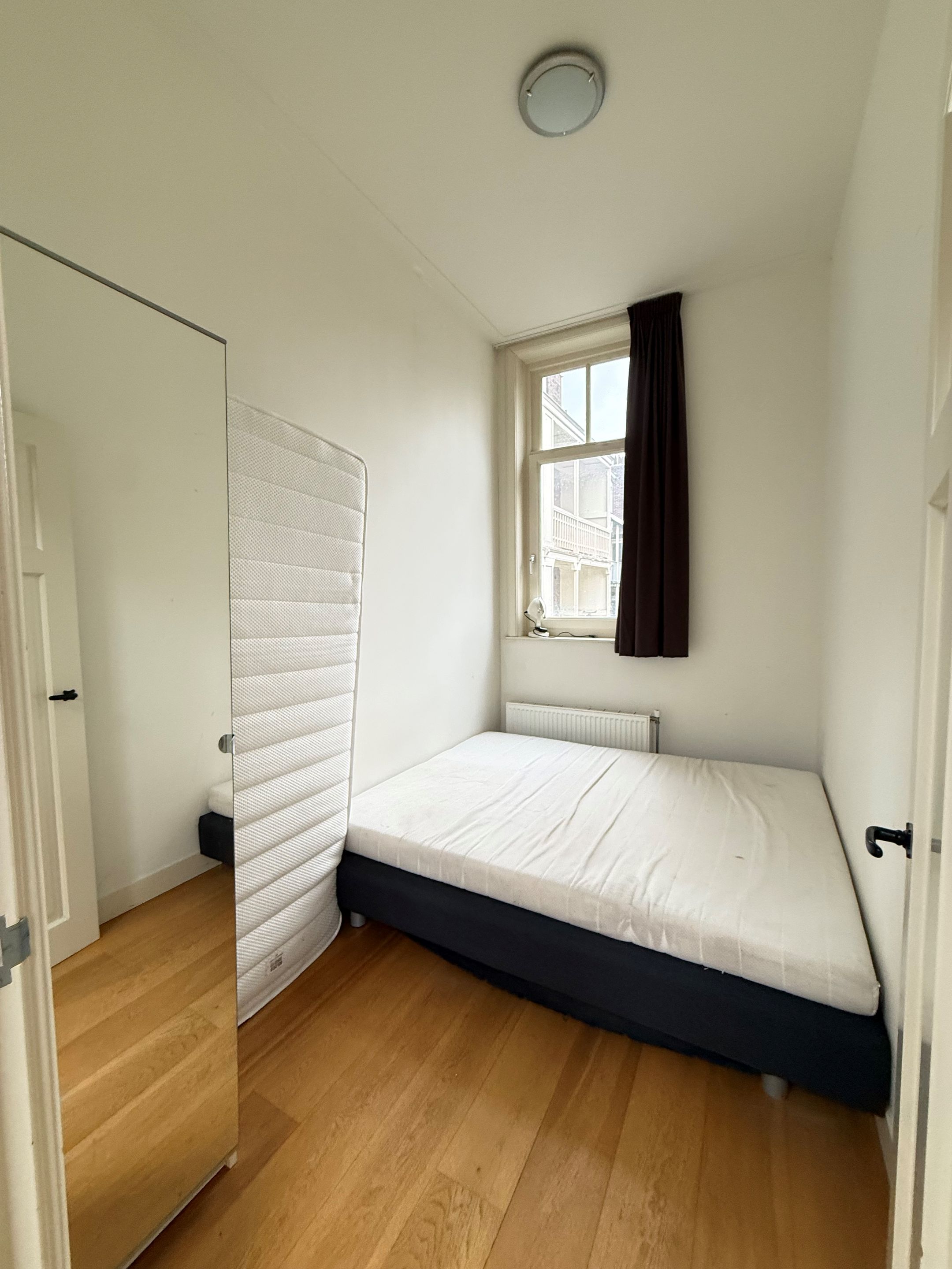 Photo 9 of Toldwarsstraat 5-B