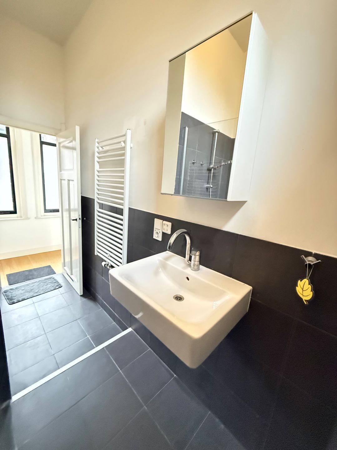 Photo 16 of Toldwarsstraat 5-B