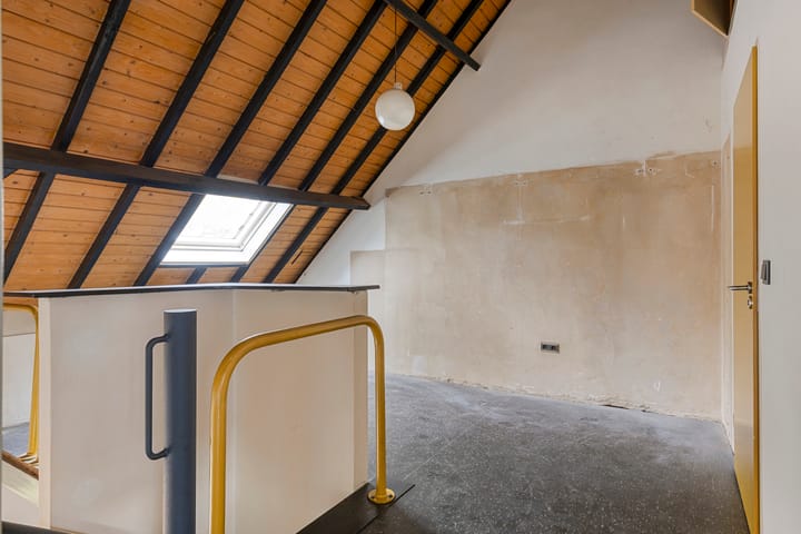 Photo 21 of Schootsestraat 116