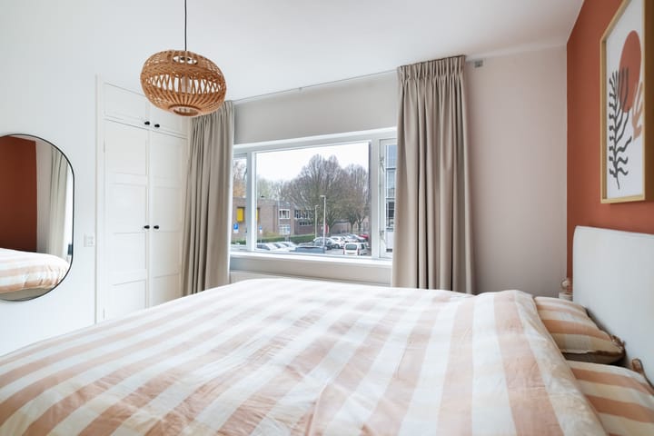 Photo 24 of Adriaan van Bergenstraat 27