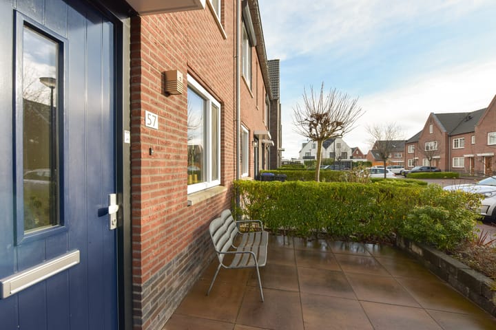 Foto 6 van Klompenmaker 57