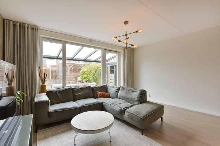 Foto 10 van Klompenmaker 57