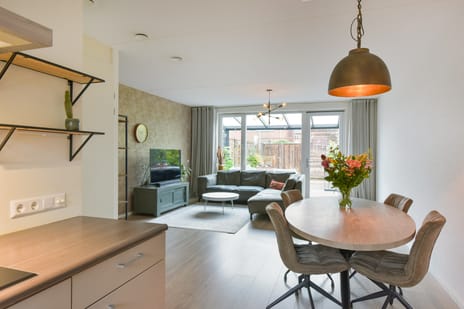 Klompenmaker 57 secondary image