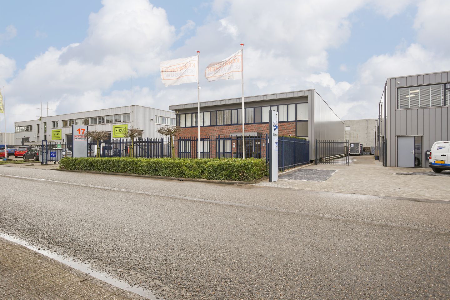 Bekijk foto 3 van Biesland 17