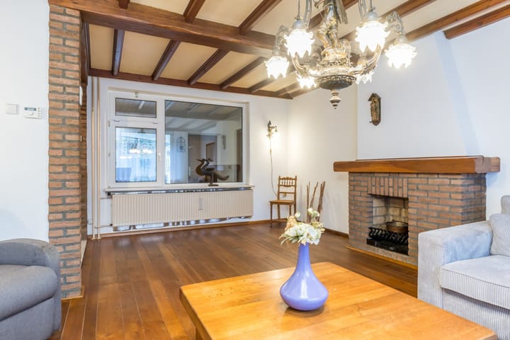 Photo 11 of Pastoor Bernegaustraat 11