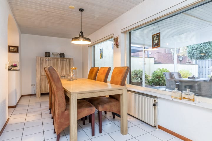 Photo 20 of Pastoor Bernegaustraat 11