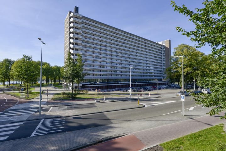 Foto 13 van Burgemeester Hogguerstraat 121