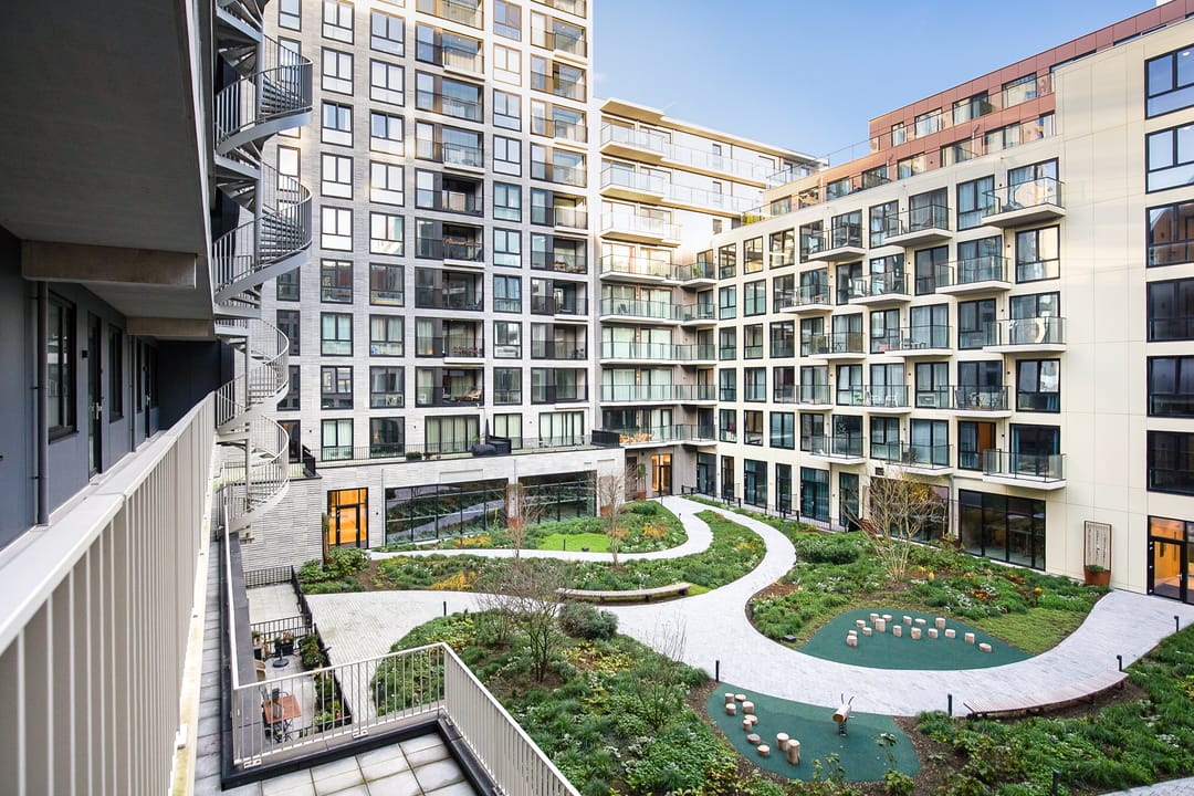 Photo 28 of Mies van der Rohestraat 253