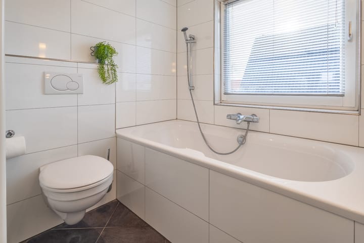 Photo 27 of Oosterweg 1