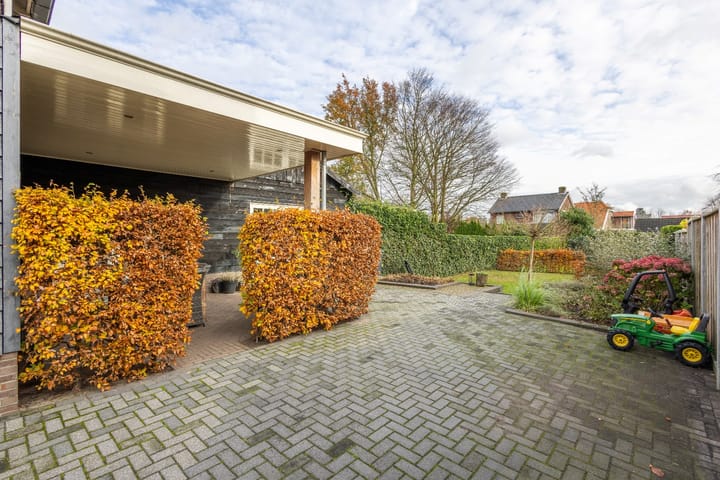 Photo 34 of Oosterweg 1