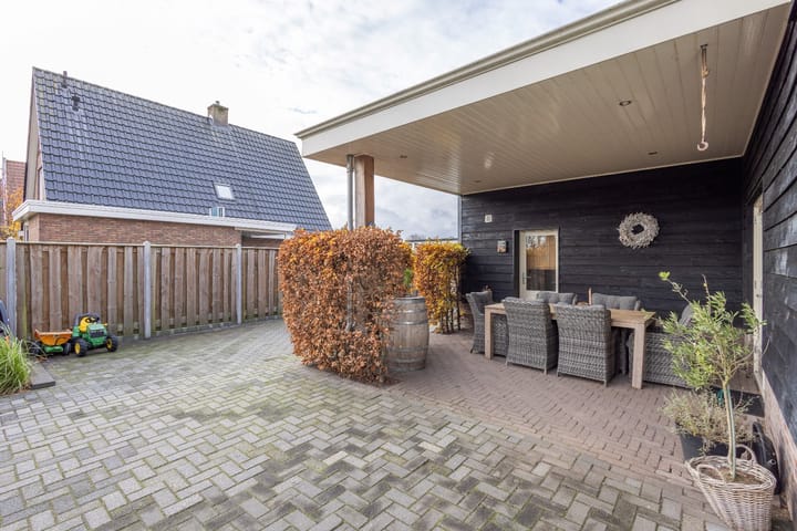 Photo 35 of Oosterweg 1