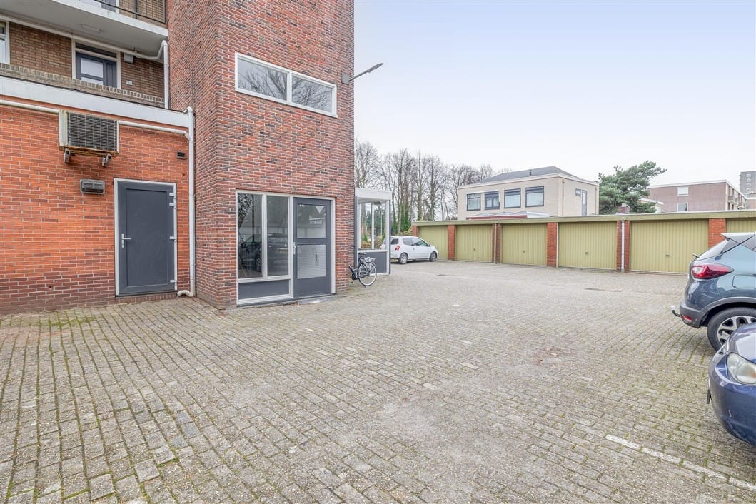 Photo 39 of Kerkstraat 139