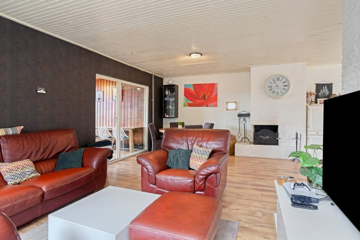 Photo 21 of Zevenbergseweg 50-A