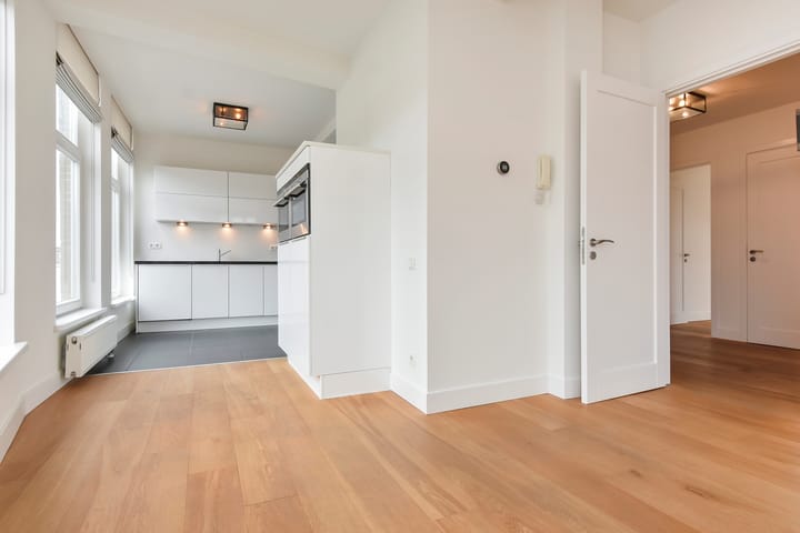 Photo 8 of 2e Schuytstraat 195-E