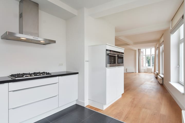 Photo 11 of 2e Schuytstraat 195-E