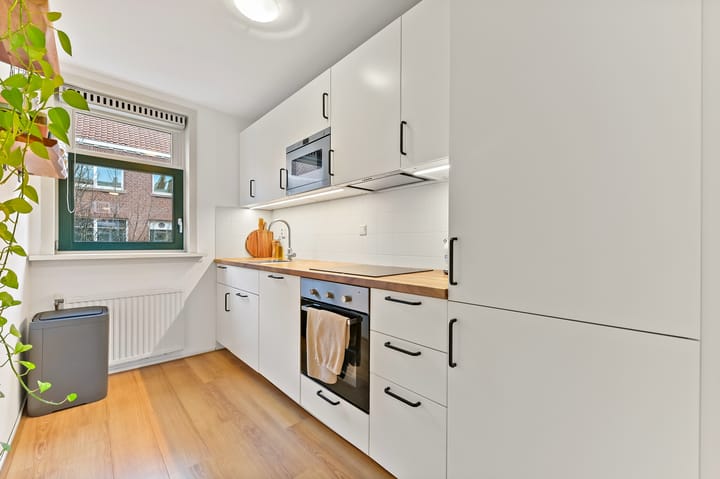 Foto 2 van Middenhoefstraat 19-02R