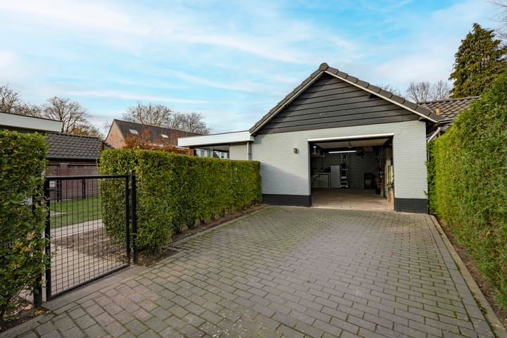 Foto 51 van Langeweg 44-A